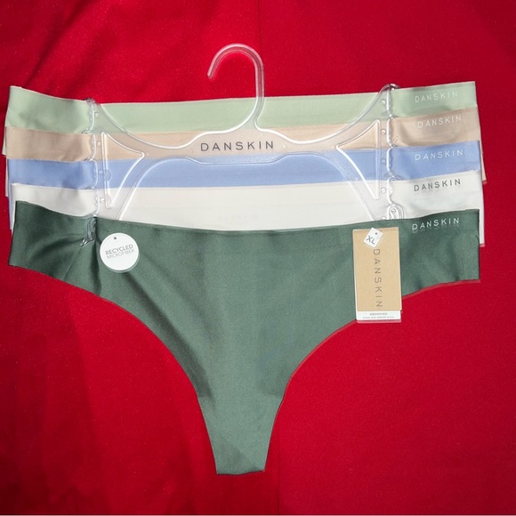 Authentic NWT